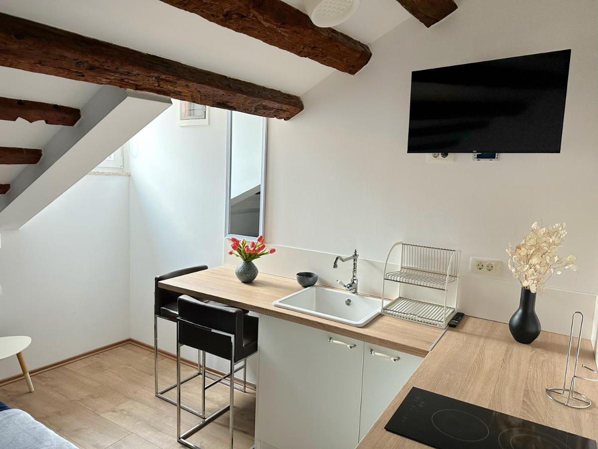 Romeo Apartments Rovigno Bagian luar foto