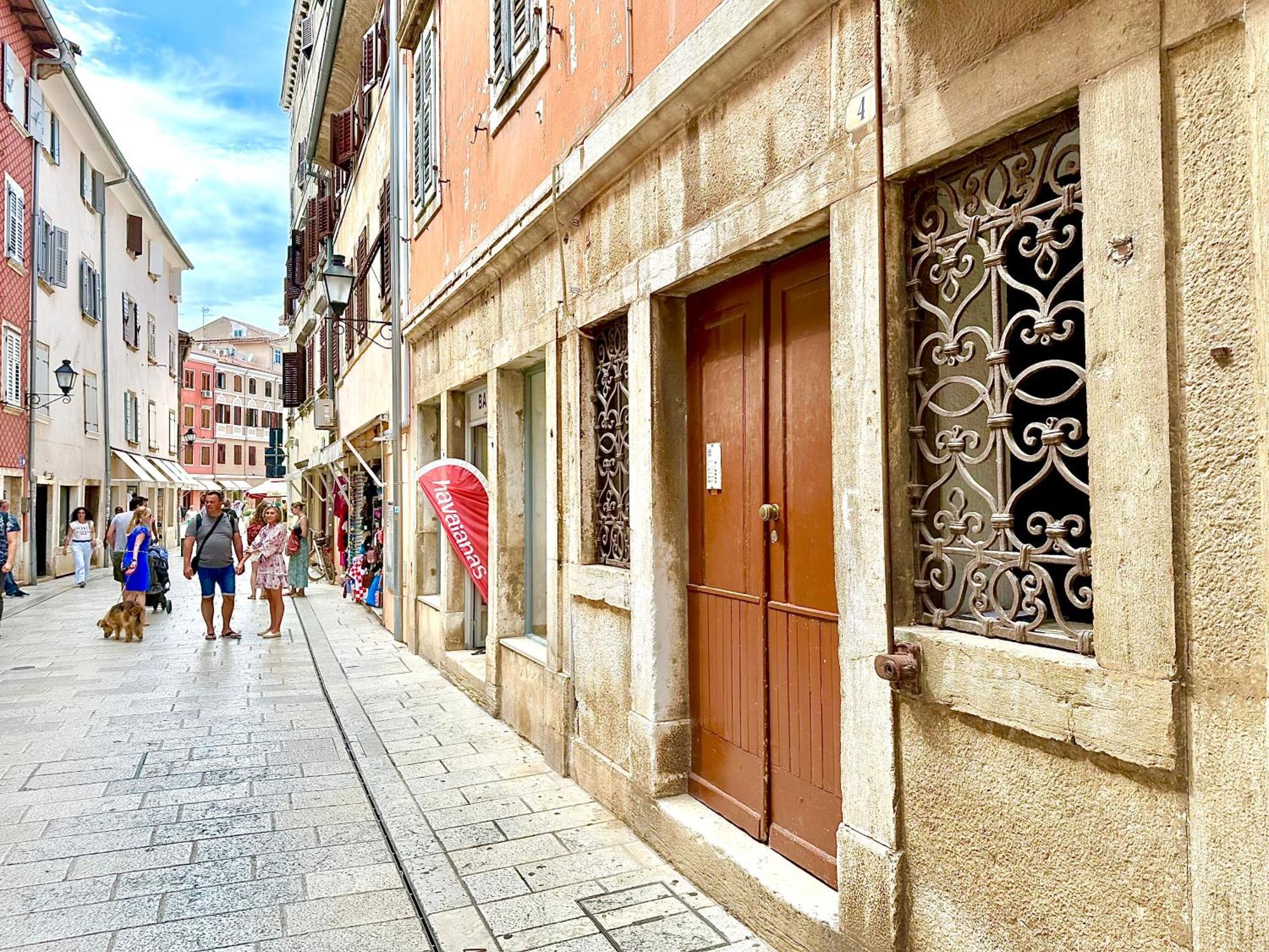 Romeo Apartments Rovigno Bagian luar foto