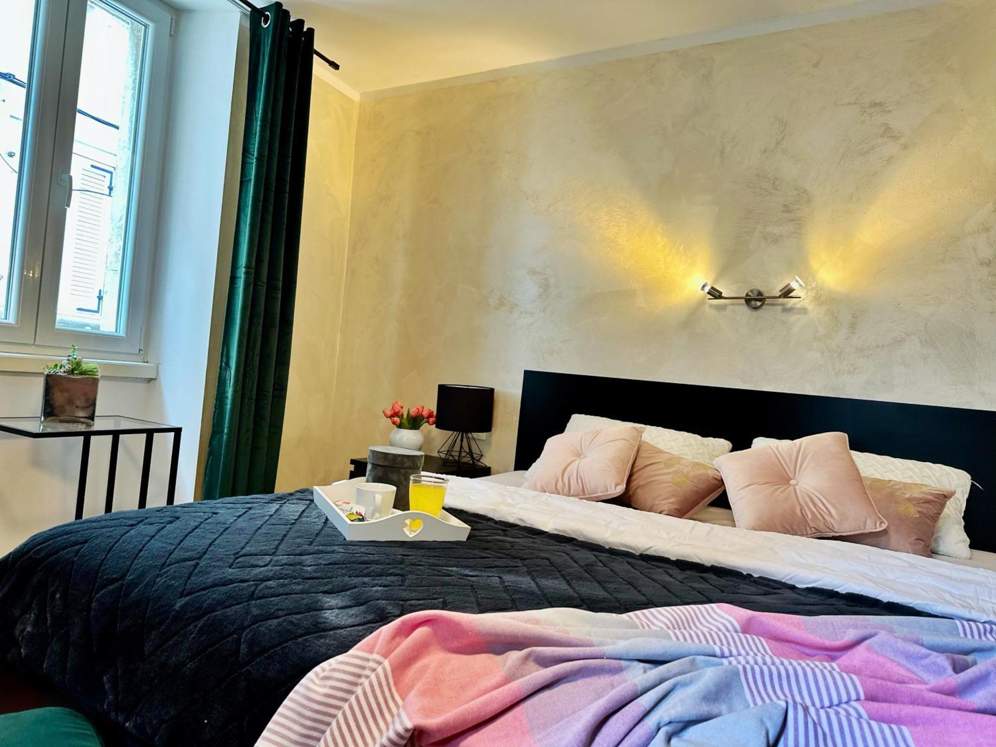 Romeo Apartments Rovigno Bagian luar foto